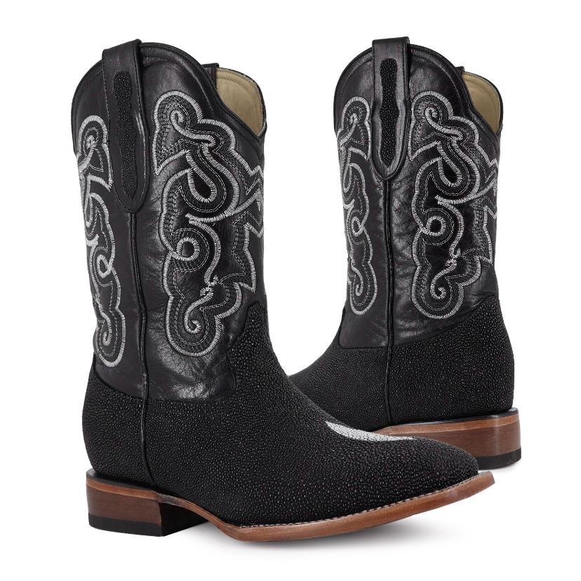 COWBOY BOOT IN EXOTIC MALE STINGRAY SKIN